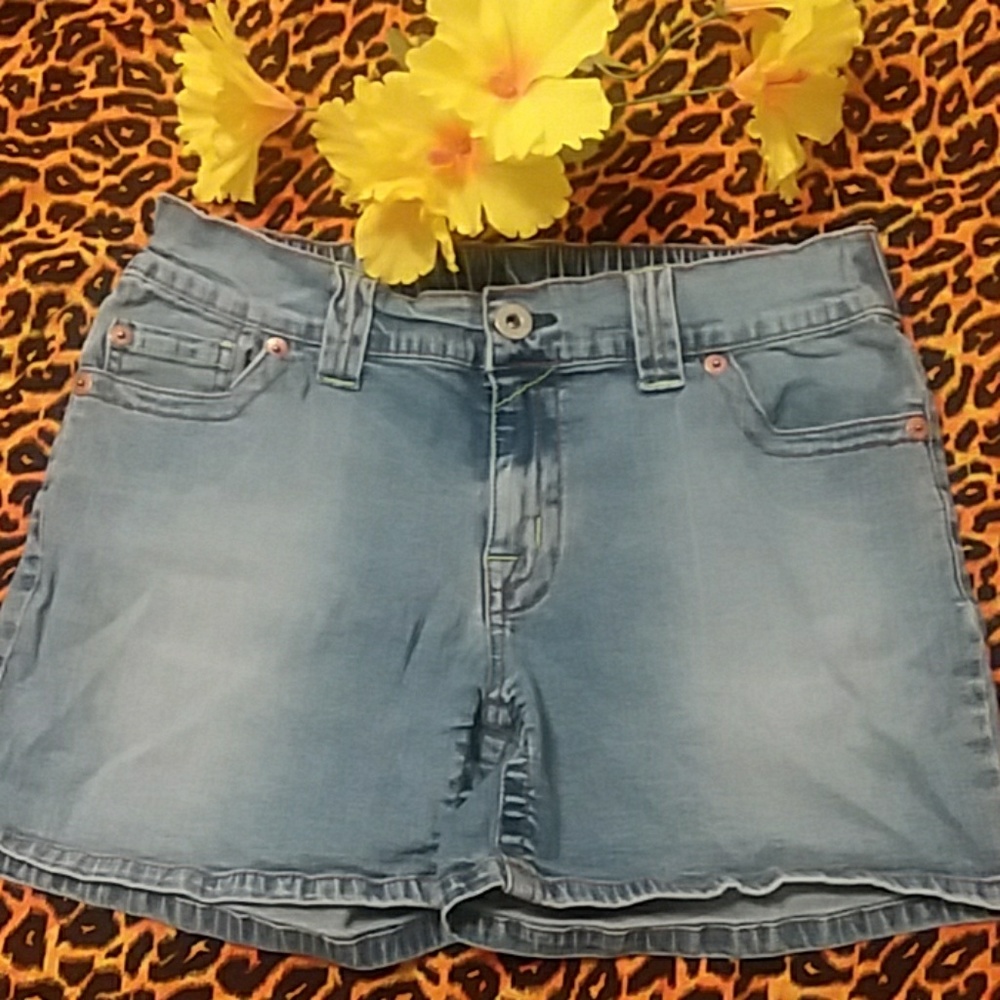 Size S maternity  denim short.. used
